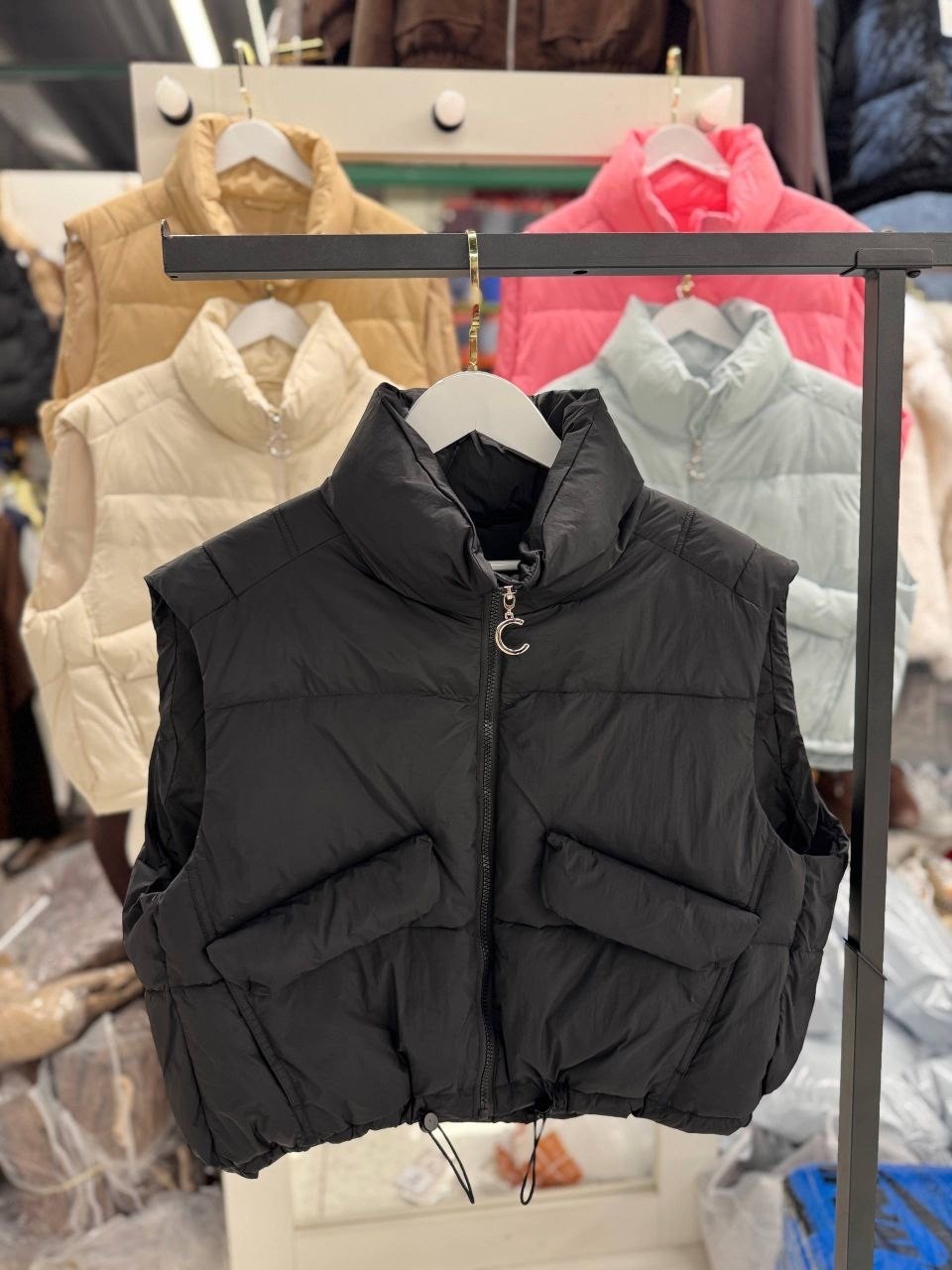 теплый жилет,жилетка женская,жилет женский,пуховой жилет,жилет