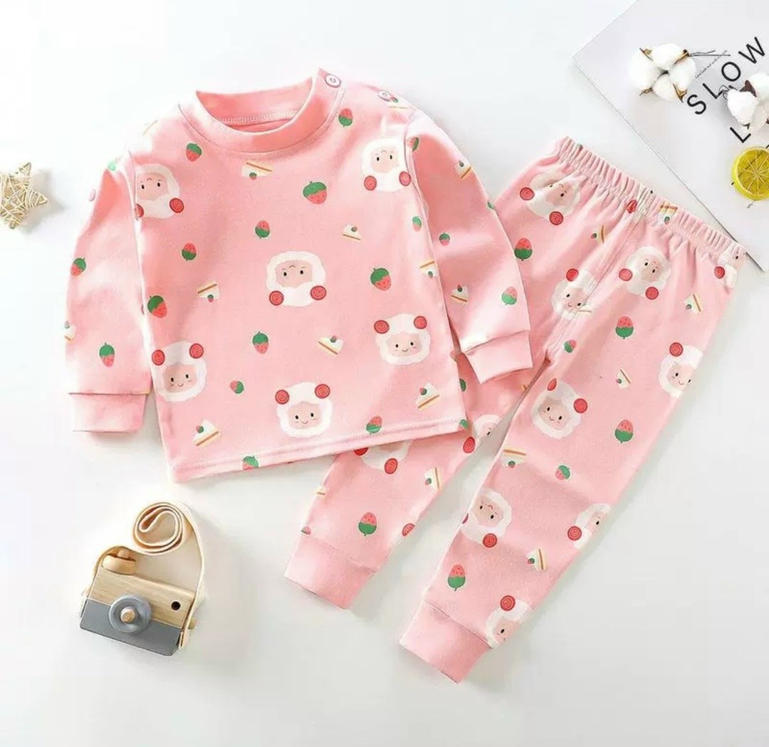 комплекты белья для малышей,пижамы детские,пижамы девочки,комплект одежды для малыша,комплект детской одежды