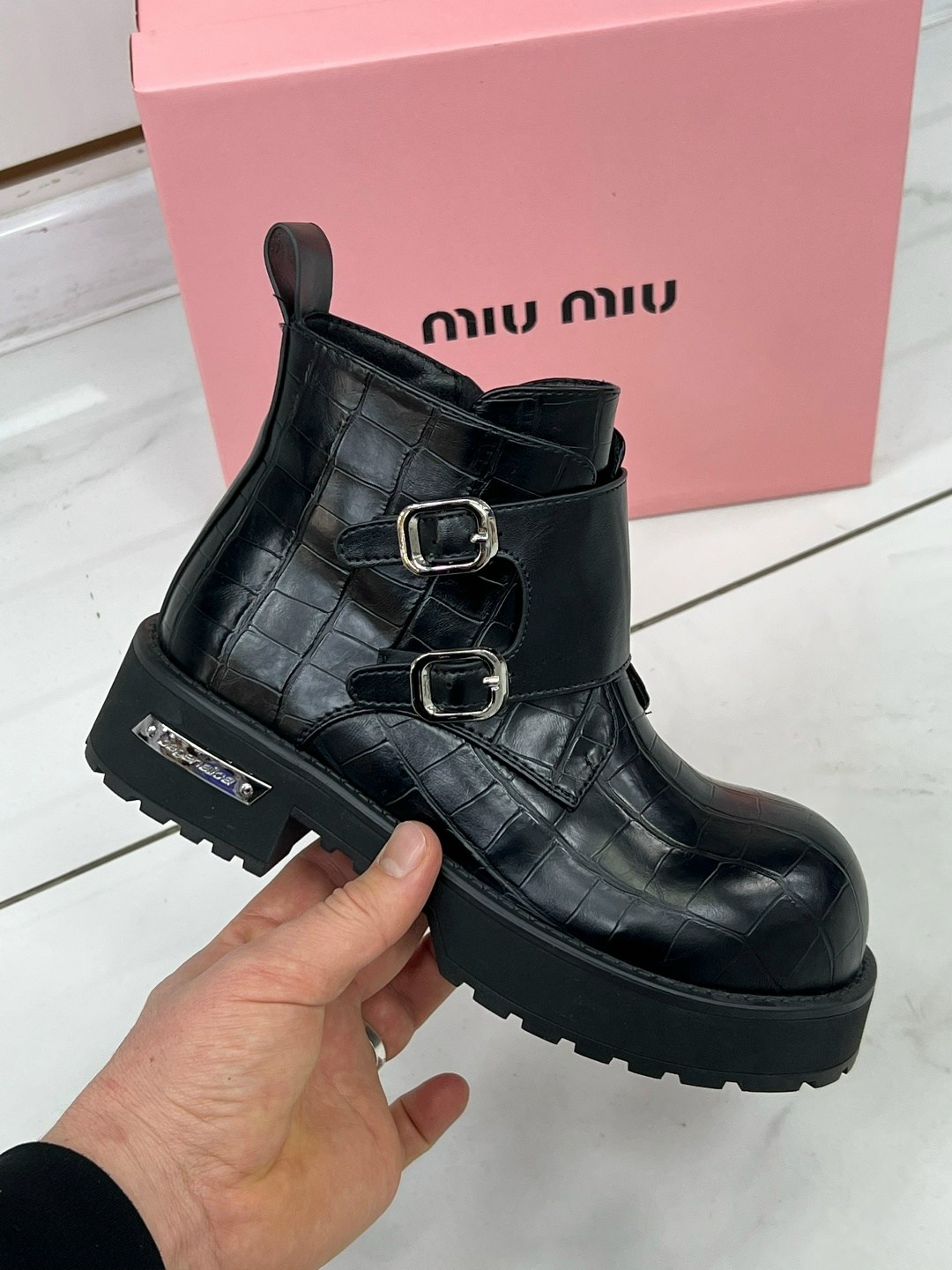 женские ботинки,,ботинки miu miu,ботинки,ботинки миу миу