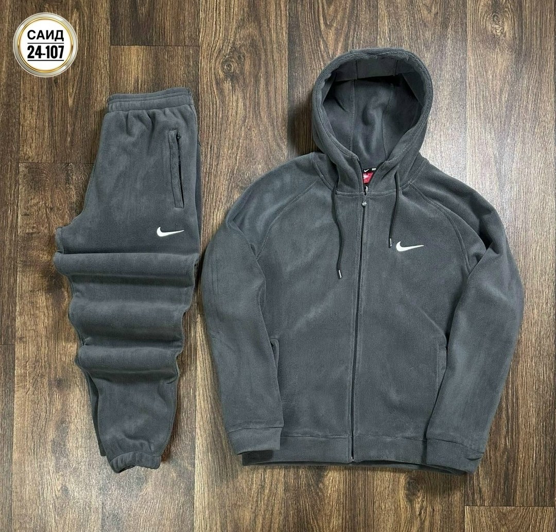 спортивный костюм nike на флисе,мужской спортивный костюм на флисе,мужской спортивный костюм nike зимний на флиске теплый,спортивные костюмы на флисе,флисовый костюм nike