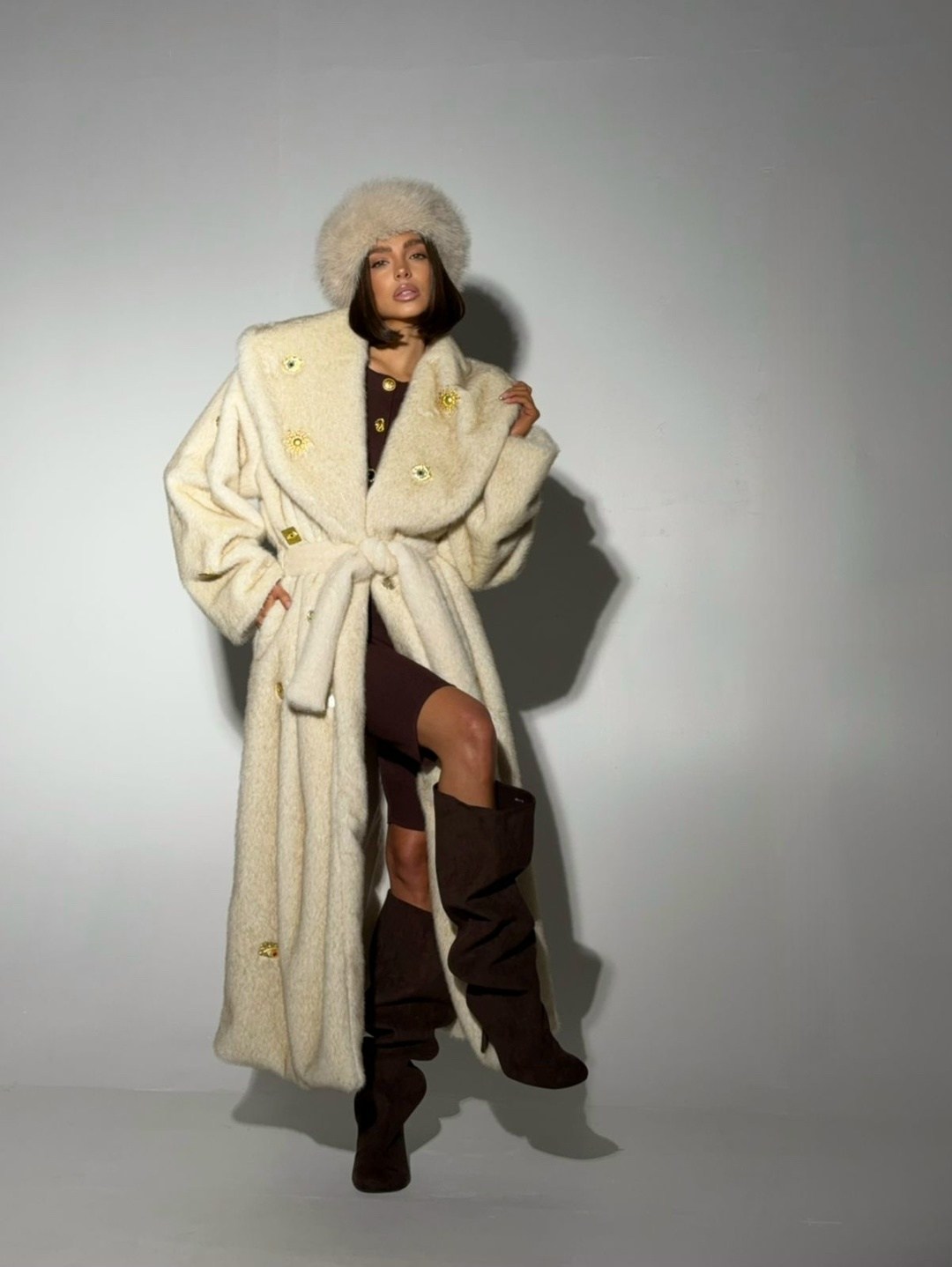 шуба искусственная,шуба искусственная женская,белая шуба,пальто плюшевое,меховое пальто