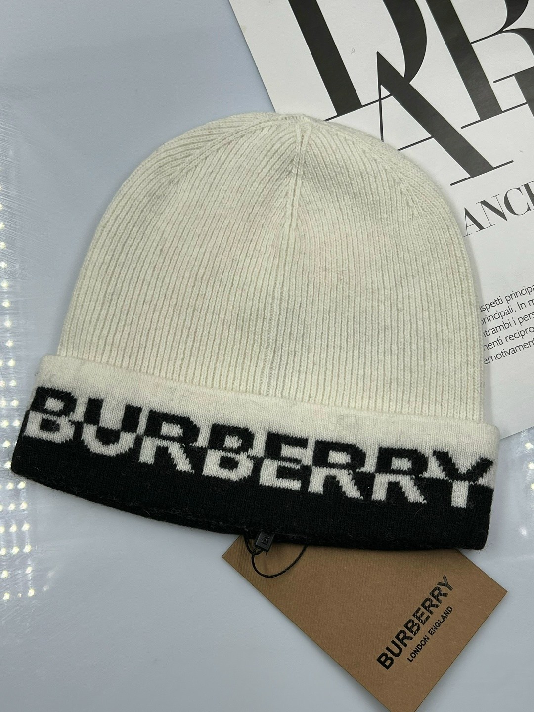 шапка burberry,кашемировая шапка бежевая burberry,burberry beanie,шапка берберри,шапка барбери