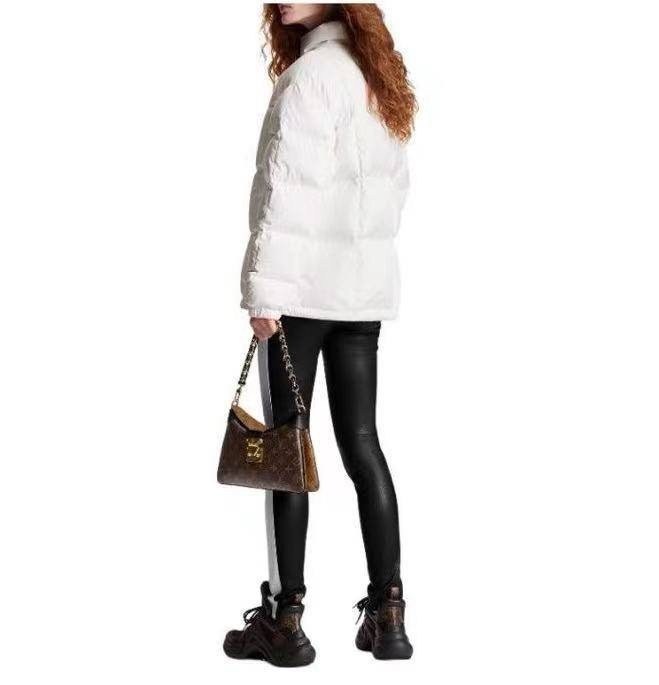 куртка женская,женские пуховики,куртка модная,белый пуховик,куртка белая
