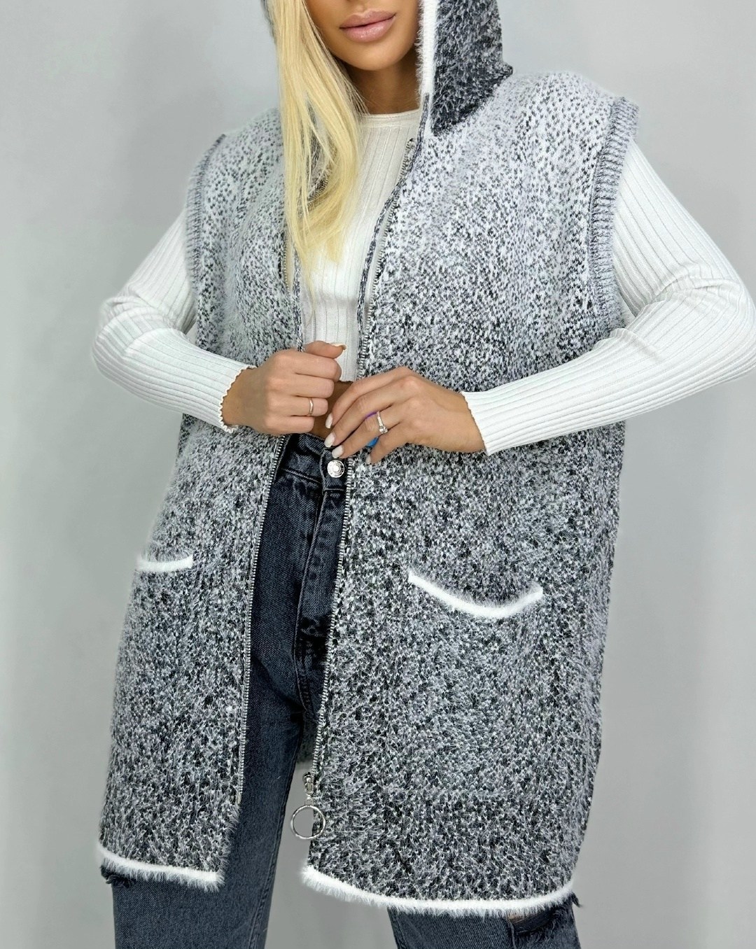 удлиненный жилет с капюшоном,жилетка женская,жилетка на молнии с капюшоном,жилетка вязаная,жилет женский