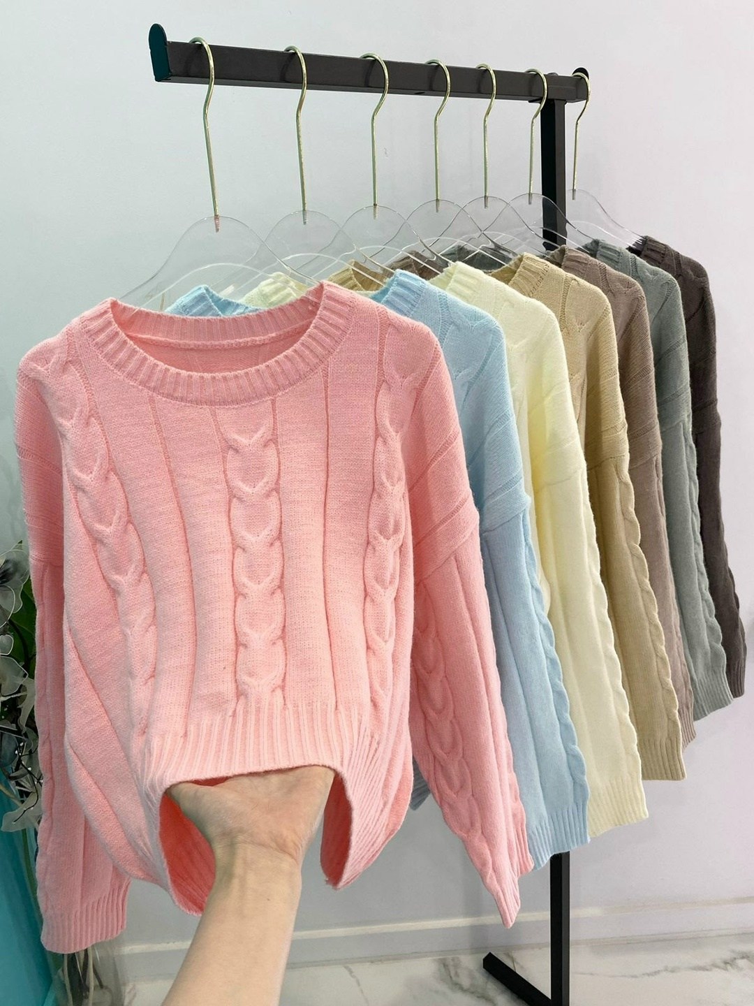 вязаные свитера,свитер,женские вязаные свитера,женские свитера,свитер модный