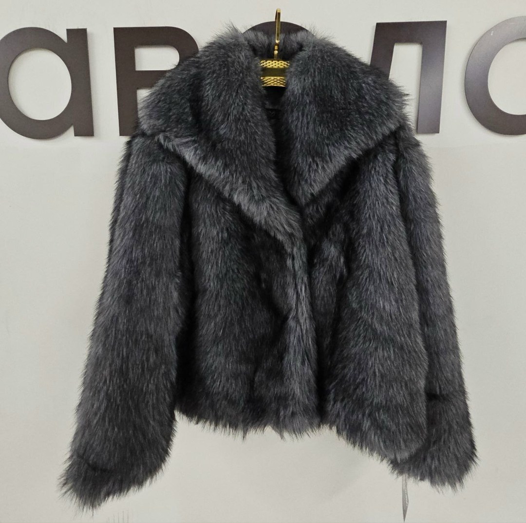 женская шуба из натурального меха чернобурки,шуба короткая мужская из натурального меха чернобурки,женская шуба,шубка,шуба короткая