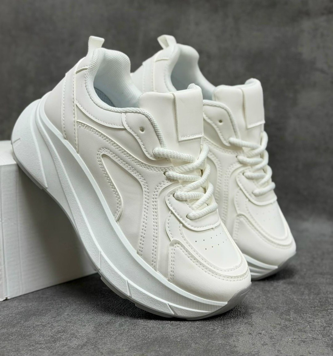 кроссовки женскиe,массивные кроссовки женские белые,белые женские кроссовки,кроссовки,женские массивные кроссовки