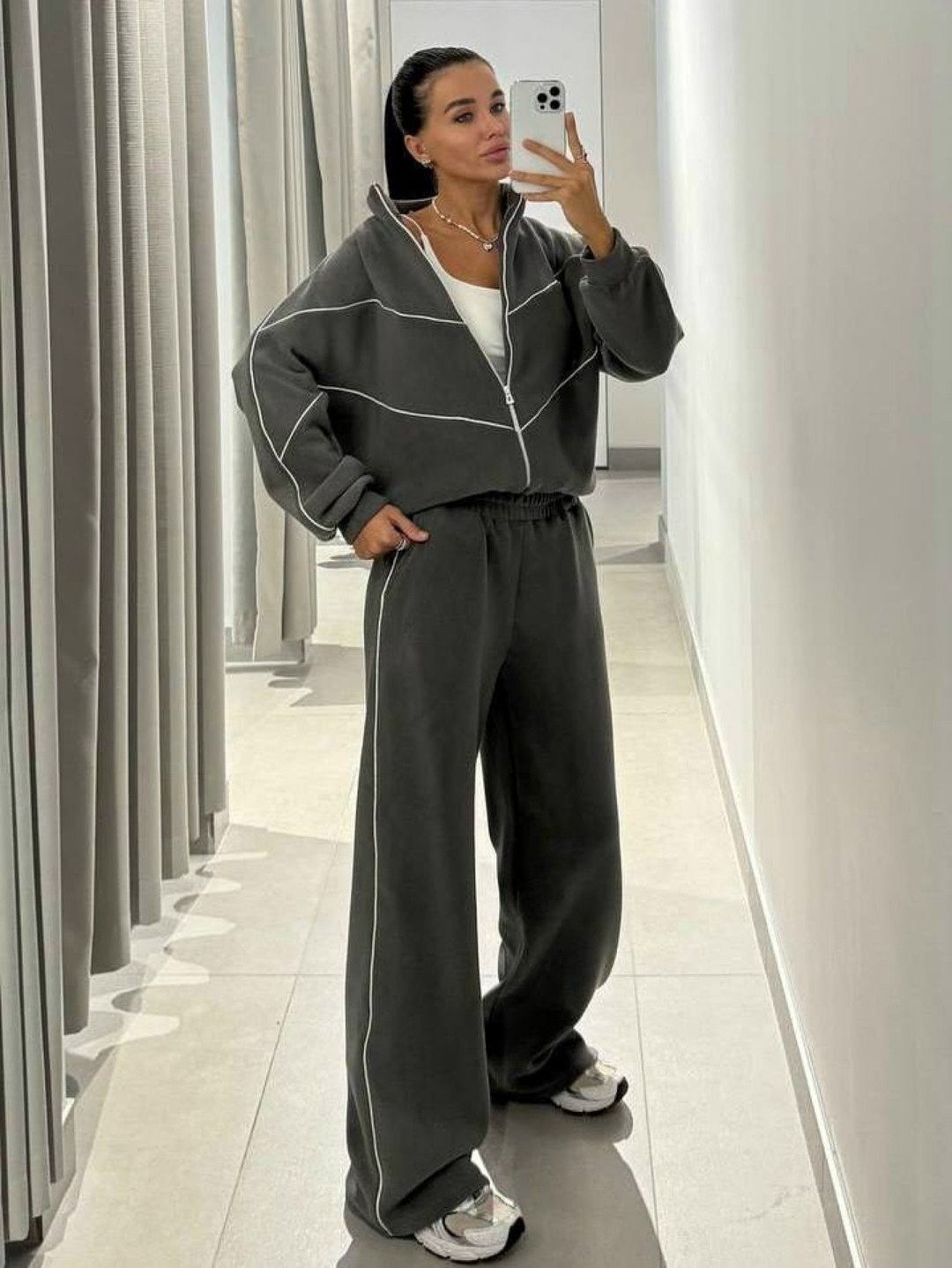 велюровый костюм спортивный,костюмы спортивные женские,спортивные костюмы,костюм велюровый,велюровый спортивный костюм женски