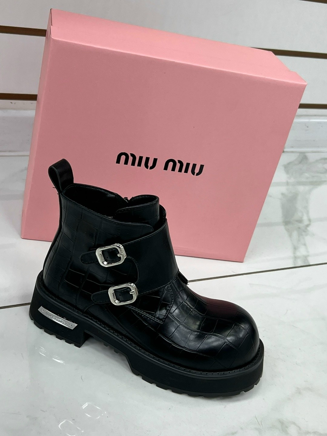женские ботинки,,ботинки miu miu,ботинки,ботинки миу миу