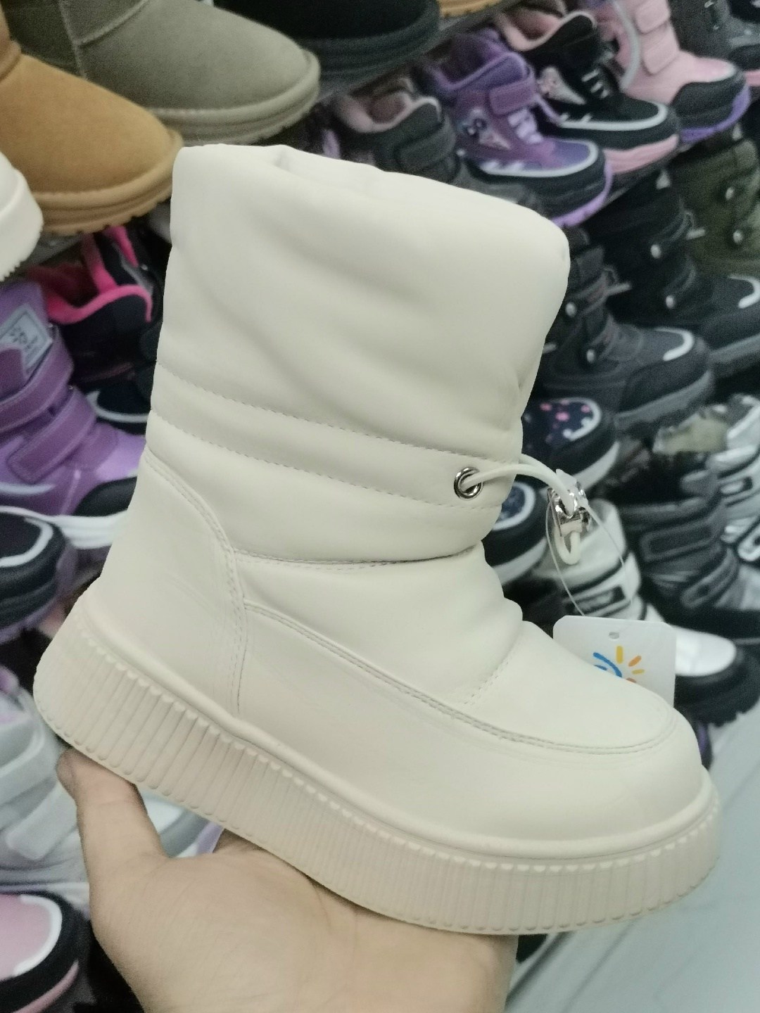 женские дутики,дутики,дутики женские зимние,,женская  дутики зимние