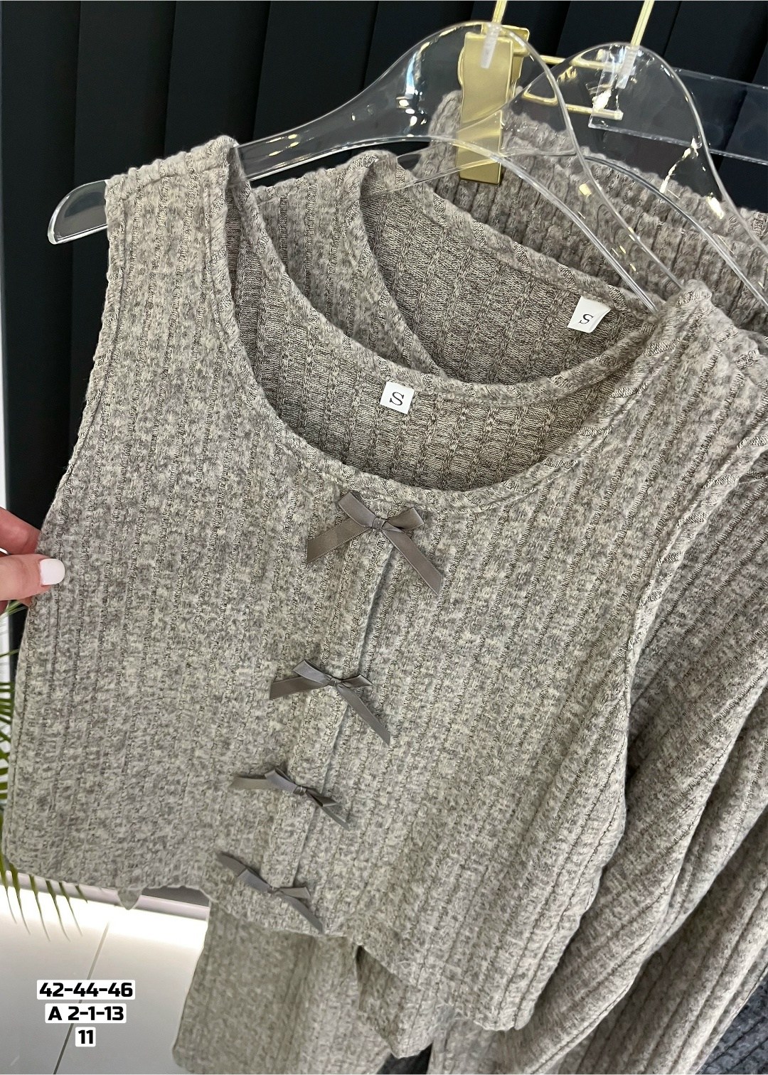 костюм женский тройка,костюмы женские,костюмы трикотажные,вязаный костюм женский,стильные костюмы