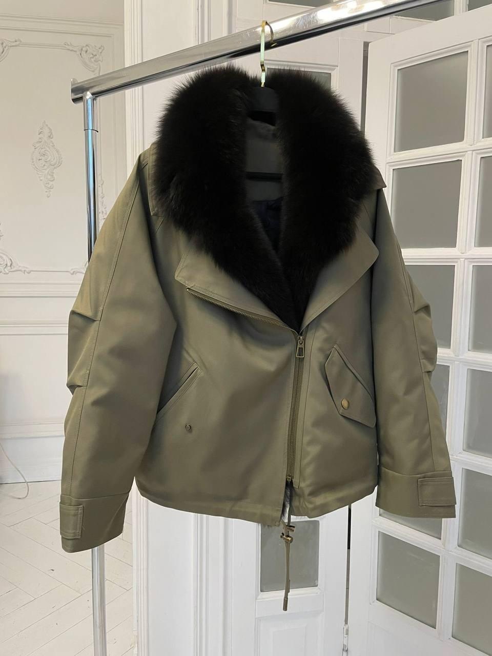 парка с лисьим мехом,парка с мехом,парка куртка натуральный мех,женская зимняя куртка,женская парка из натурального лисьего меха