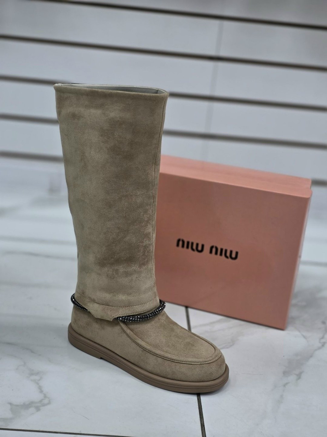 ,женские сапоги,модные женские сапоги,высокие сапоги,замшевые сапоги