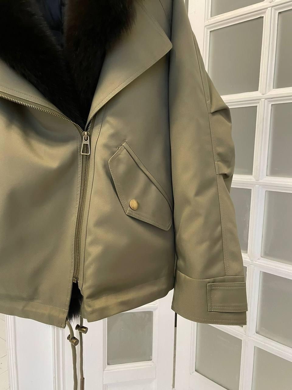 парка с лисьим мехом,парка с мехом,парка куртка натуральный мех,женская зимняя куртка,женская парка из натурального лисьего меха