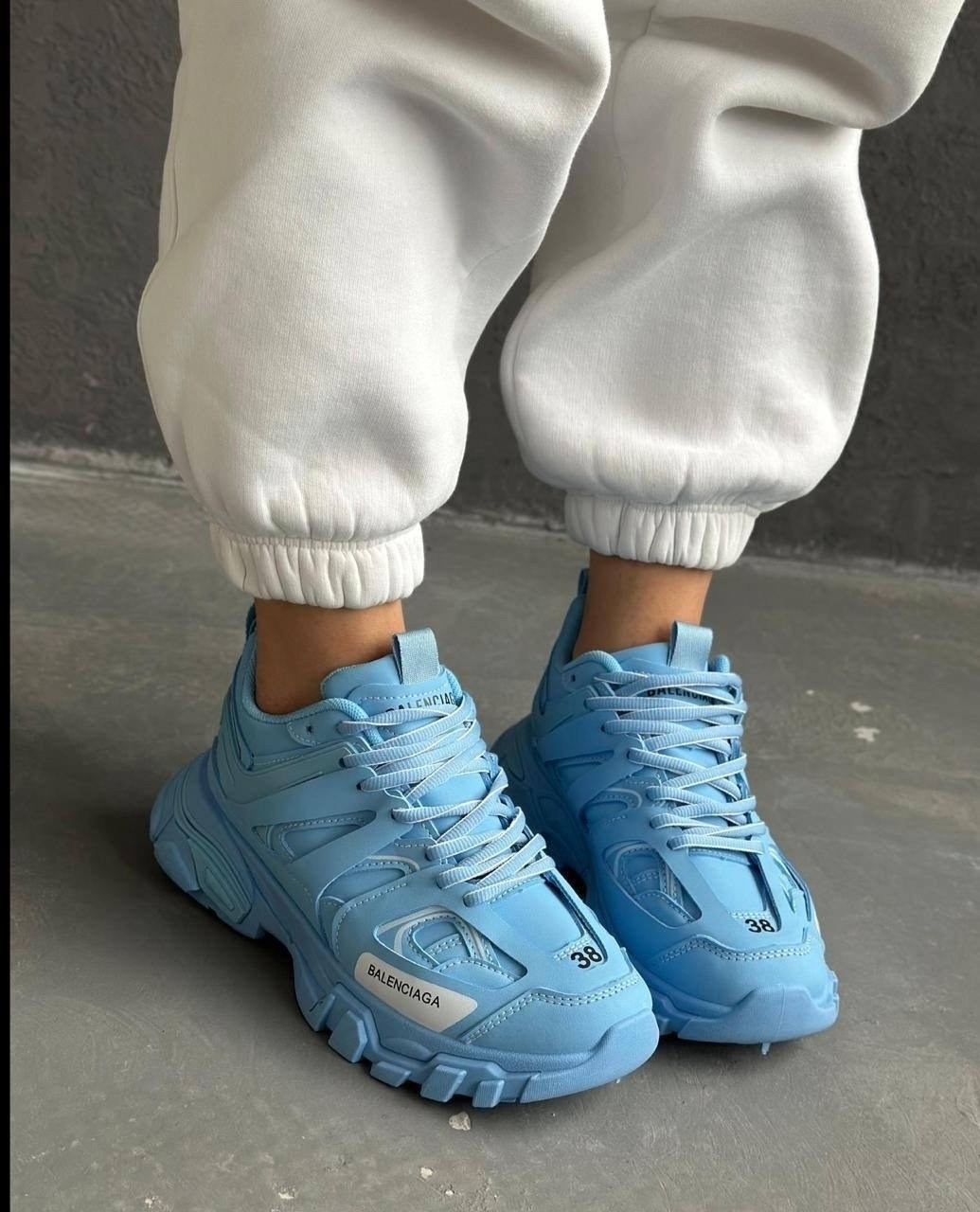 баленсиага кроссовки розовые,кроссовки женские balenciaga,баленсиага track розовые,розовые баленсиаги,розовые кроссовки