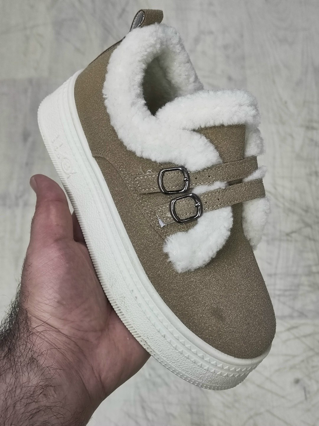 ,зимние женские кеды, женская зимняя,зимние женские угги,зимняя