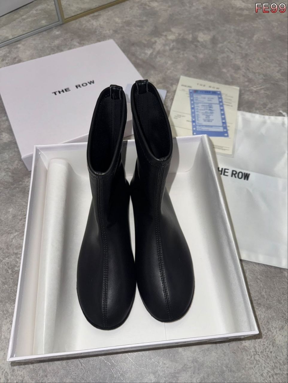 ,женская ,женские сапоги,женские ботильоны,the row  женская