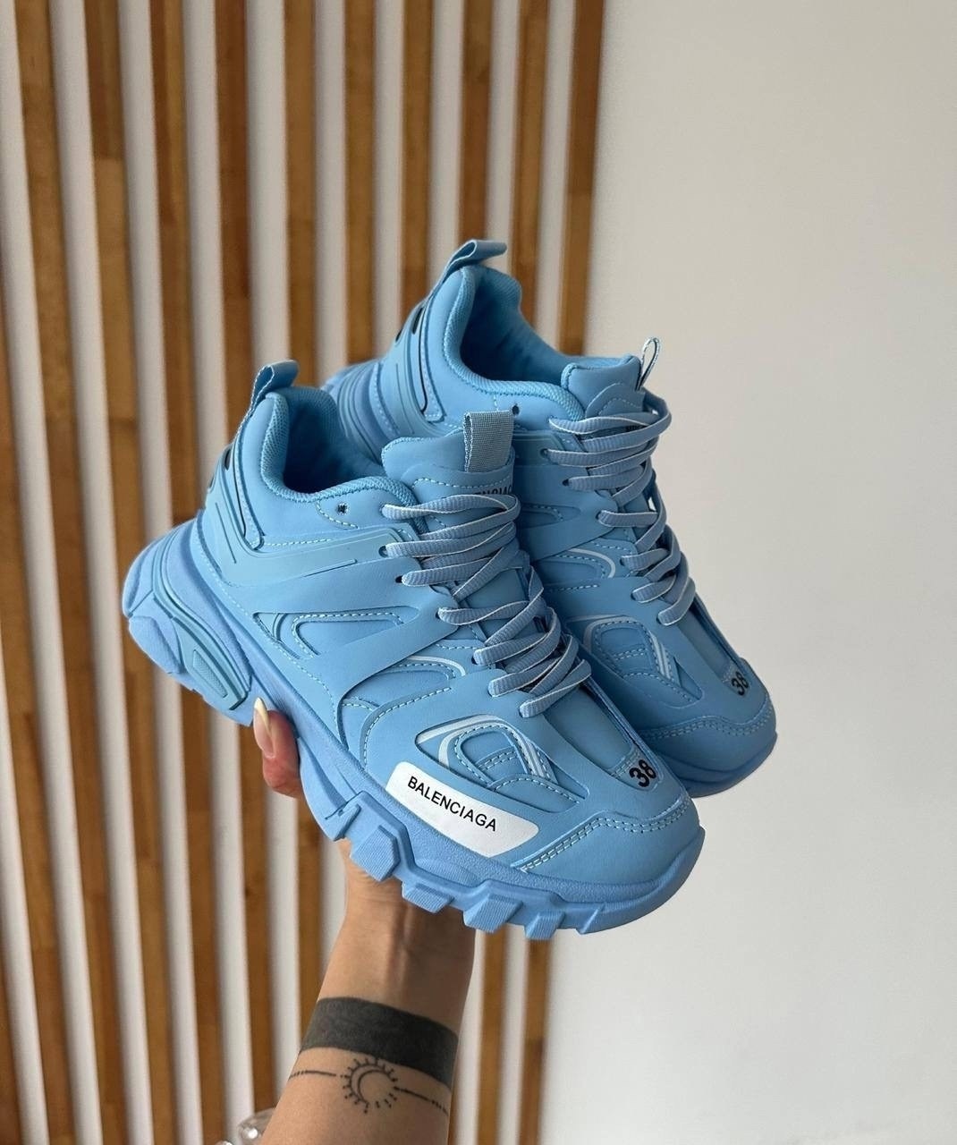 баленсиага кроссовки розовые,кроссовки женские balenciaga,баленсиага track розовые,розовые баленсиаги,розовые кроссовки