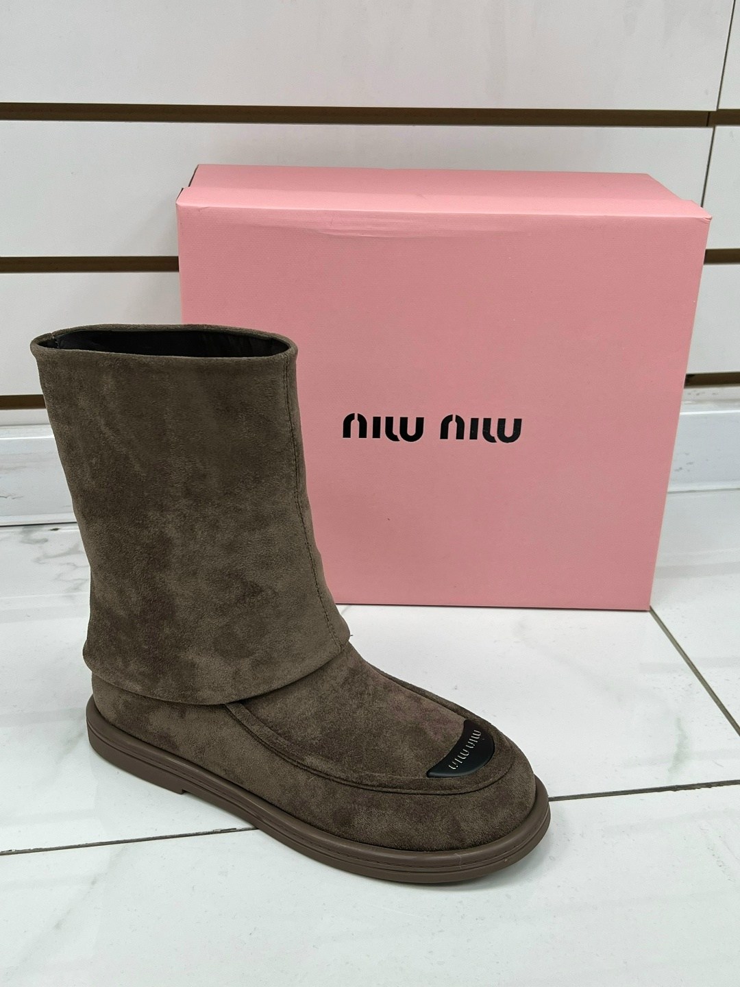 ,женская ,зимняя женская ,короткие сапоги,женские сапоги