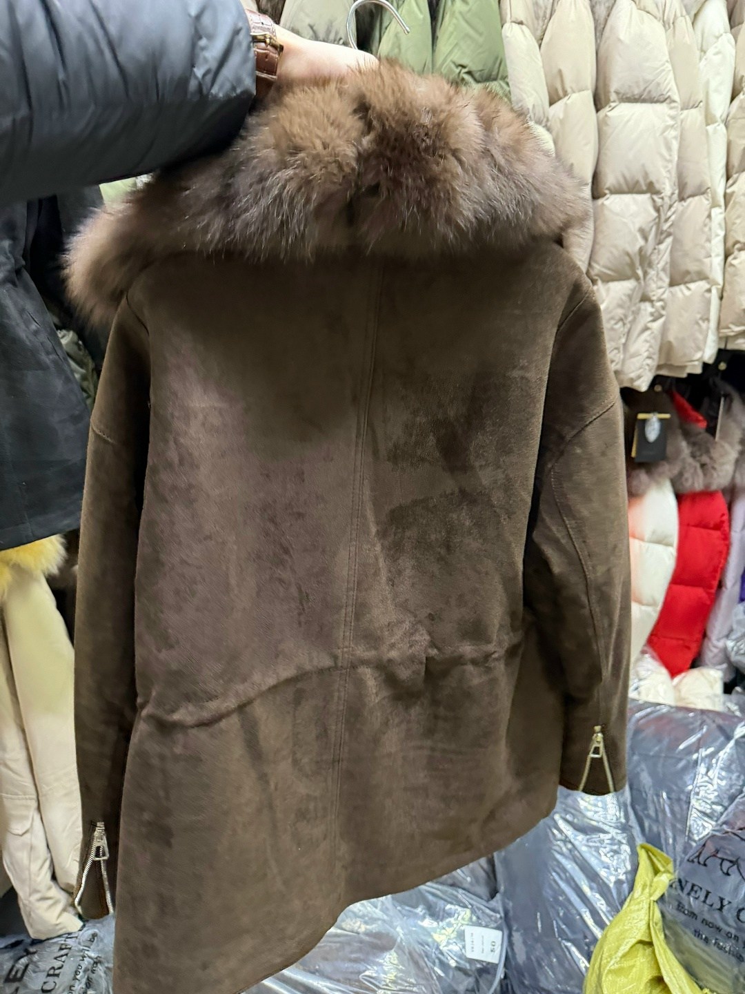 парка с натуральным мехом,парки с мехом песца,парка с мехом,женская парка с мехом,парка женская с натуральным мехом