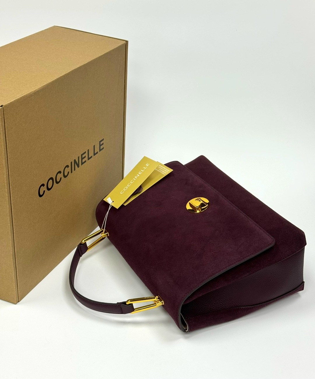 сумка женская coccinelle,сумка coccinelle,сумки coccinelle замшевая сумка,сумка coccinelle liya suede,замшевая сумка coccinelle