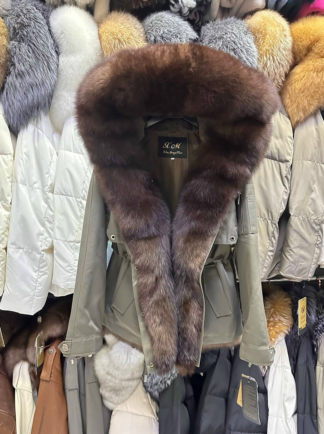 парка с натуральным мехом,парка из меха финского песца и лисицы,парка с мехом песца,парка с мехом,парка женская с натуральным мехом