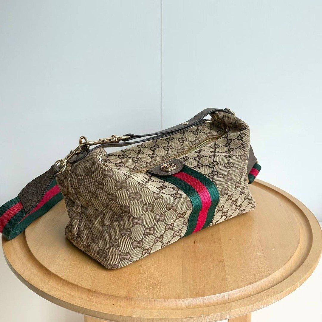 сумка gucci,гуччи сумка,женская сумка gucci,сумки луи.виттон гуччи,gucci сумка на плечо мешок