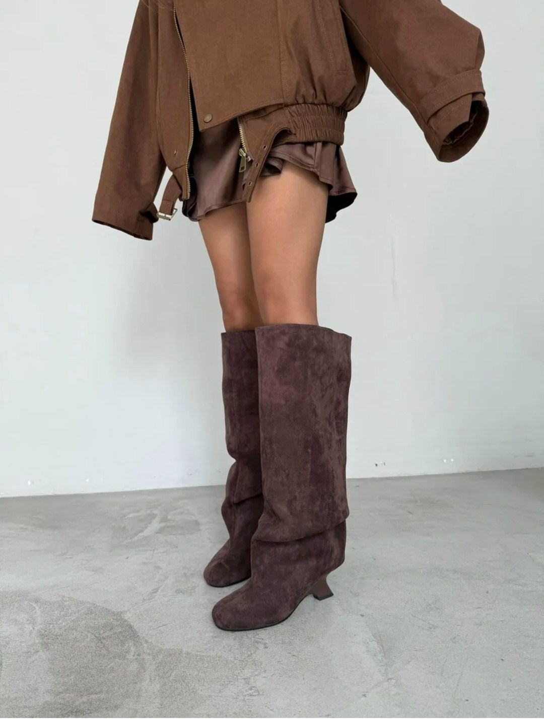 замшевые сапоги,женские сапоги,коричневые сапоги,сапоги казаки, шоколад, натуральная замша, деми,сапоги казаки высокие натуральная замша демисезонные