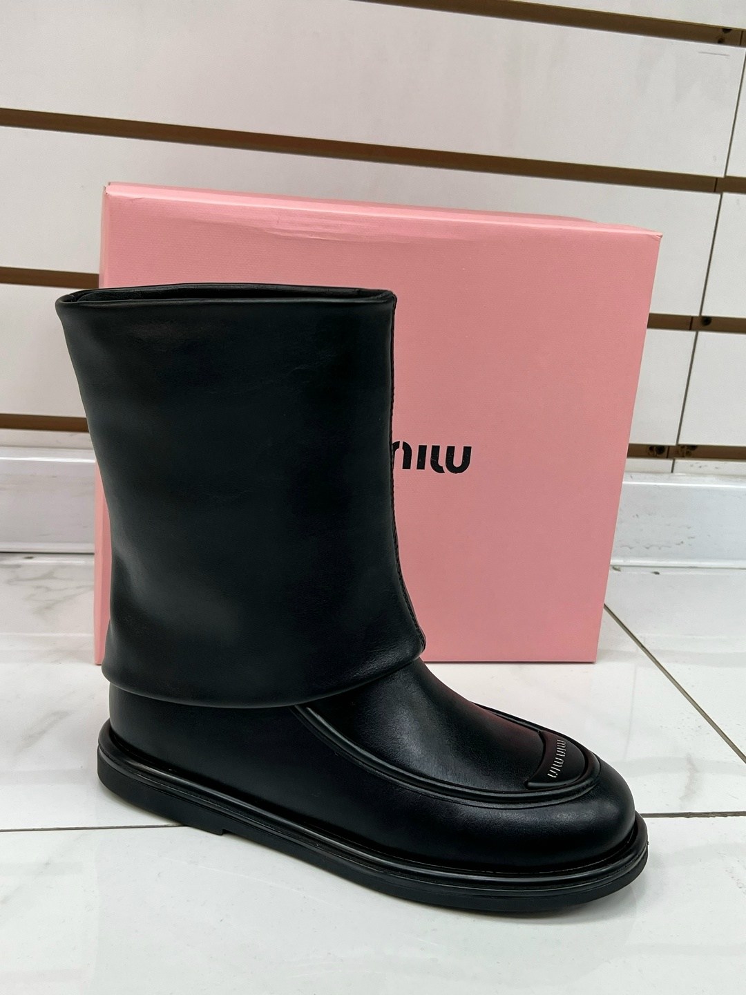 ,женская ,зимняя женская ,короткие сапоги,женские сапоги