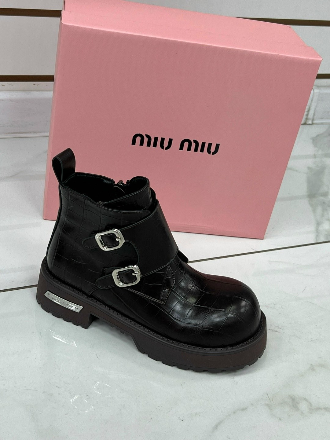 женские ботинки,,ботинки miu miu,ботинки,ботинки миу миу