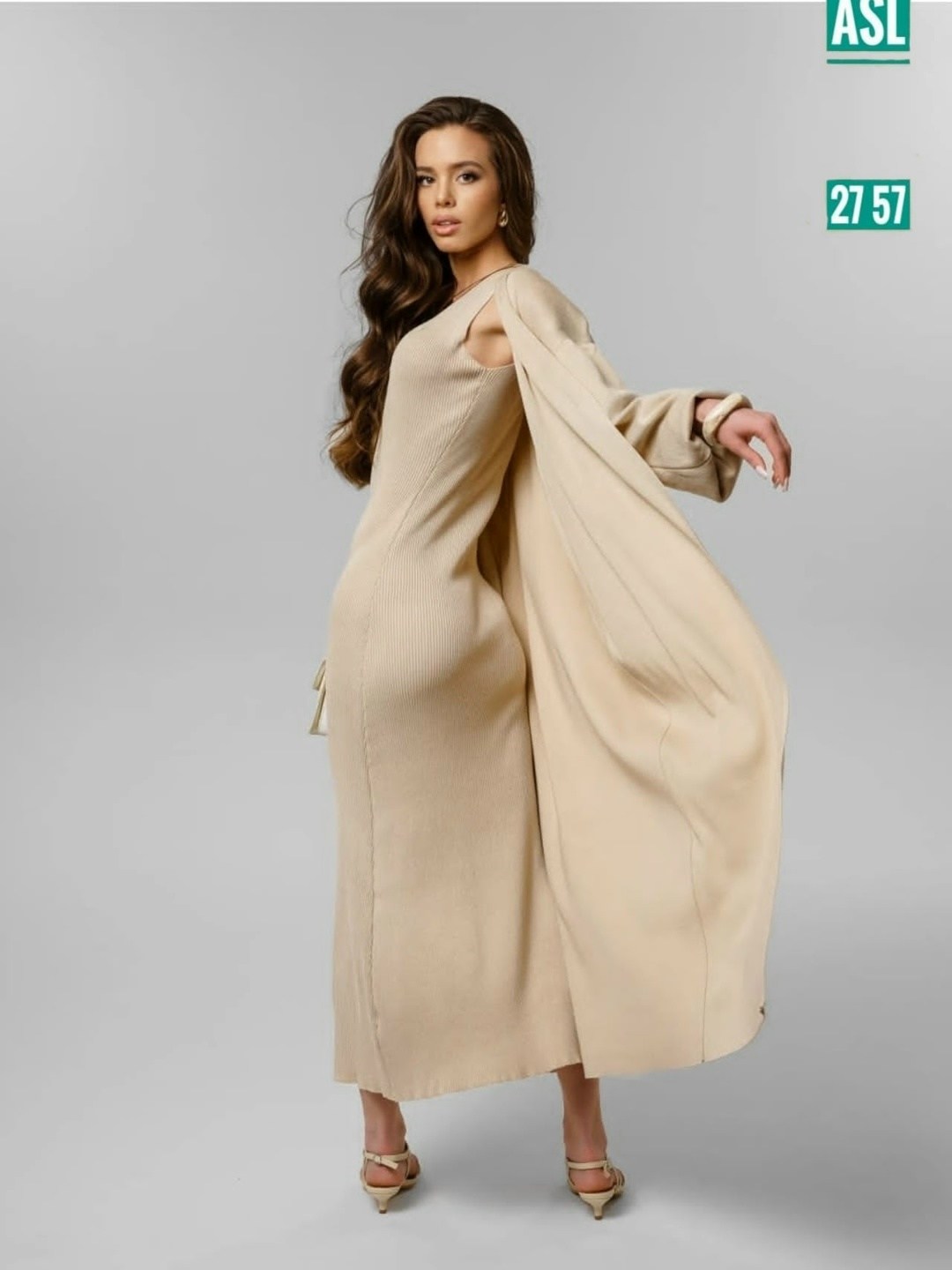 комплект платье с кардиганом длинное,платье и кардиган,платье лапша с кардиганом,комплект кардиган удлиненный и платье макси emberens 266732000,трикотажное платье