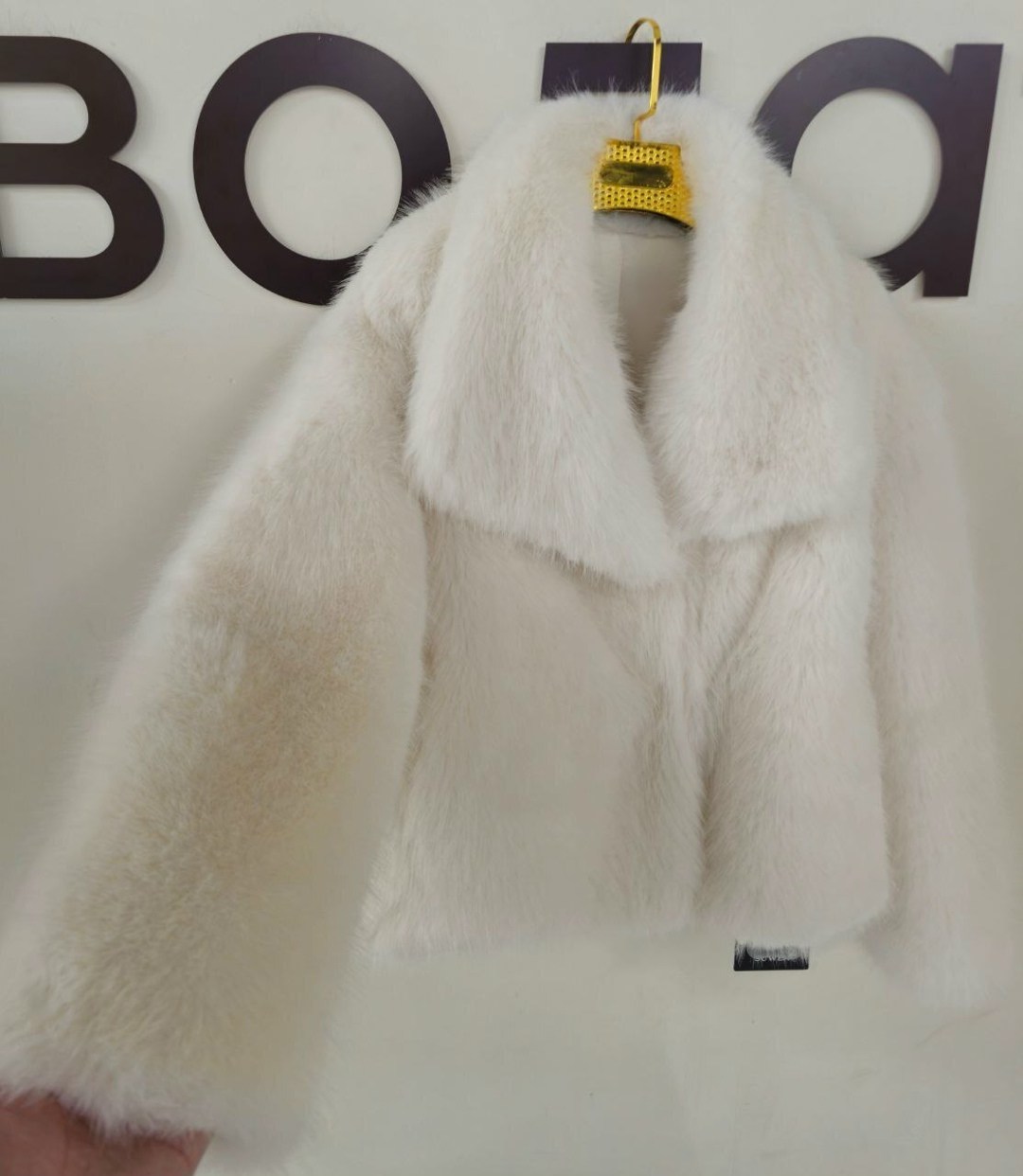 женская шуба из натурального меха чернобурки,шуба короткая мужская из натурального меха чернобурки,женская шуба,шубка,шуба короткая