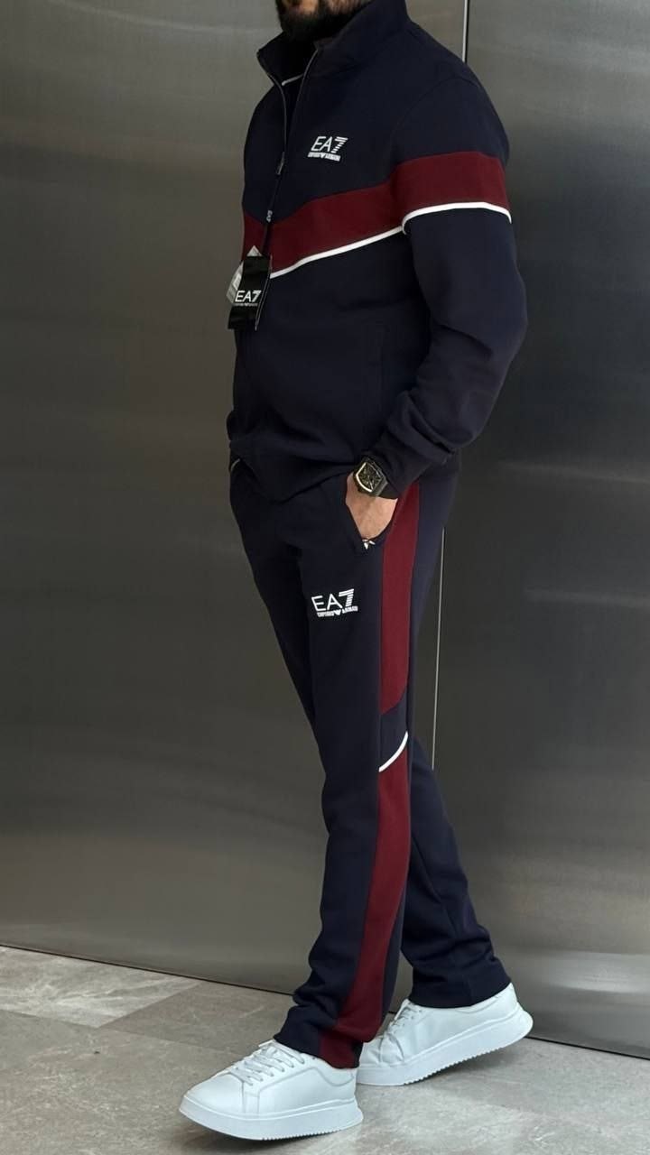 спортивный костюм армани мужской еа7,спортивный костюм эмпорио армани мужской,спортивные костюмы мужские,мужской спортивный костюм emporio armani 2025,спортивный костюм armani