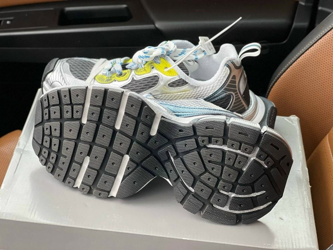 женские кроссовки balenciaga,кроссовки balenciaga,кроссовки balenciaga 3 xl,кроссовки,кроссовки баленсиага женские 2025