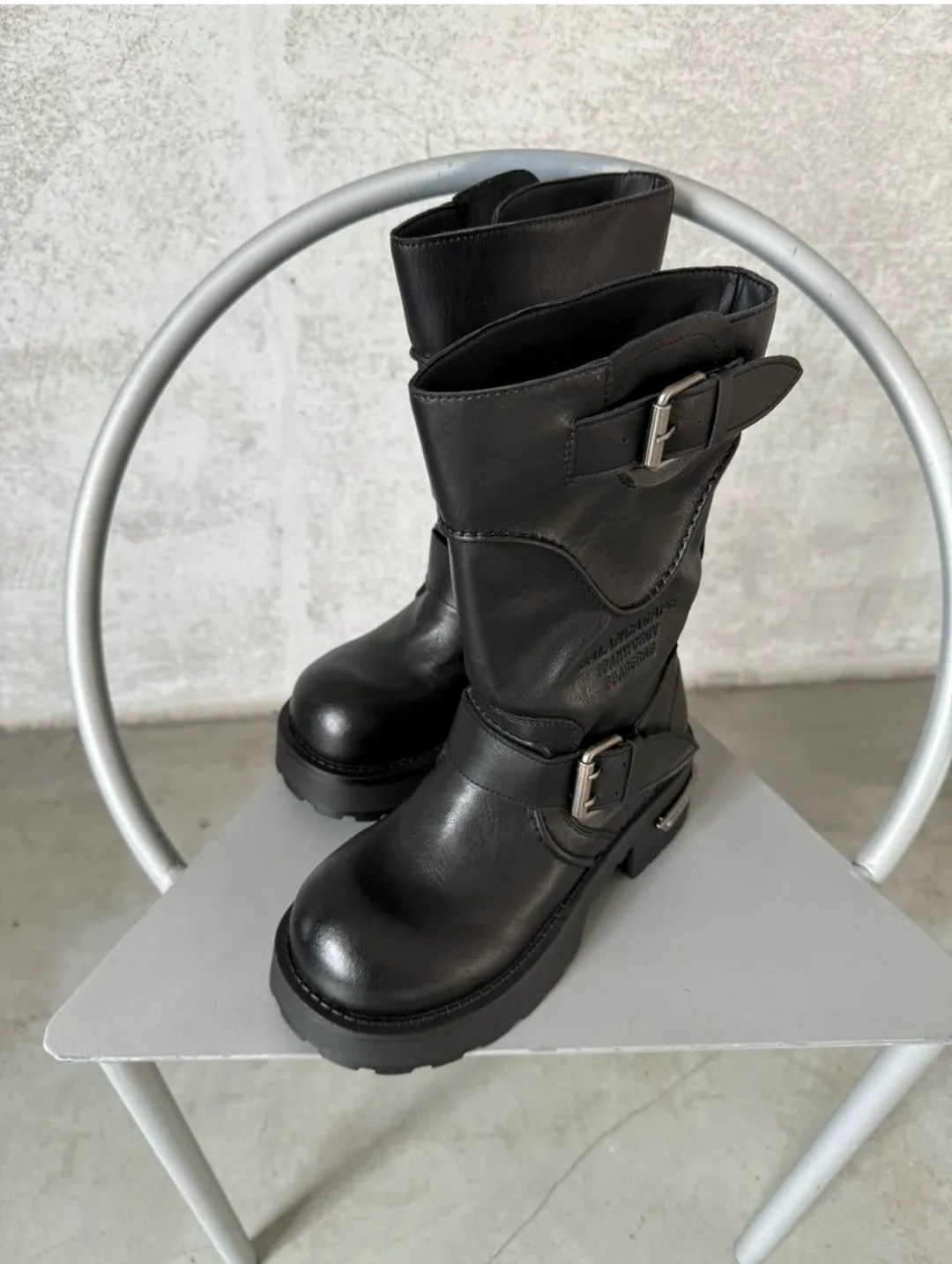 ботинки,женская ,зимние женские байкерские ботинки,сапоги женские,обуви