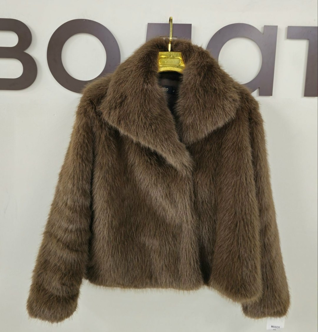 женская шуба из натурального меха чернобурки,шуба короткая мужская из натурального меха чернобурки,женская шуба,шубка,шуба короткая