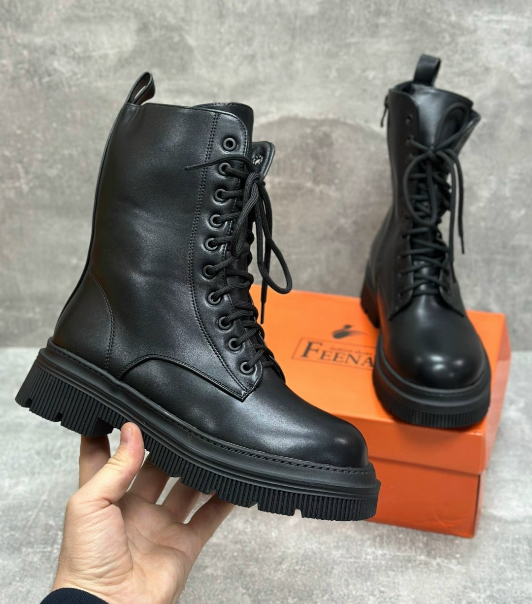 ,ботинки,женские ботинки,женская  похожая на берцы,модели ботинок