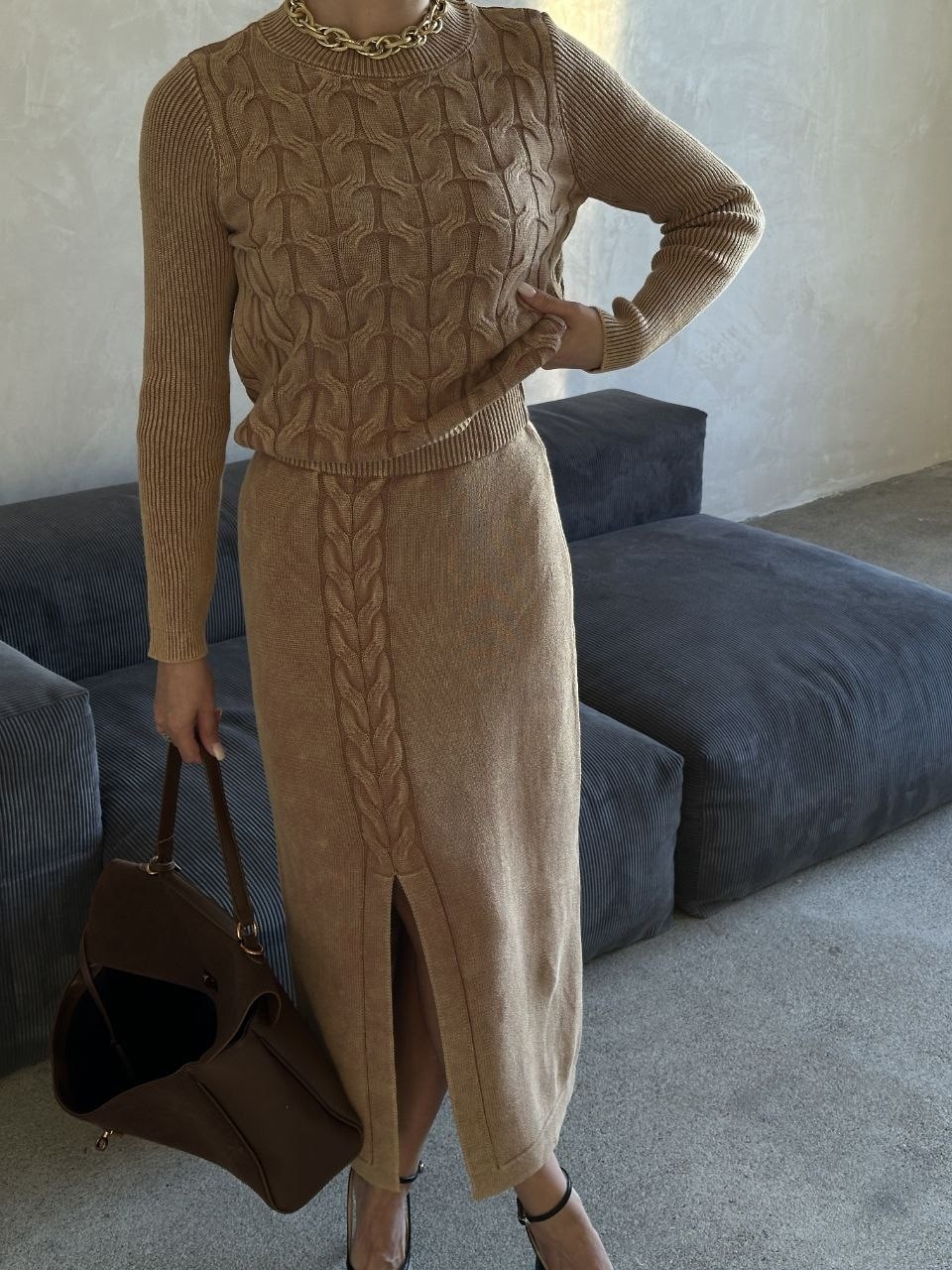 костюм юбка и кофта вязаный koktash,вязаный костюм с юбкой,костюм юбка и кофта вязаный koktash цвет кофе,вязаный женский костюм юбка и свитер с косами ys,костюм юбка и кофта вязаный koktash кофейный