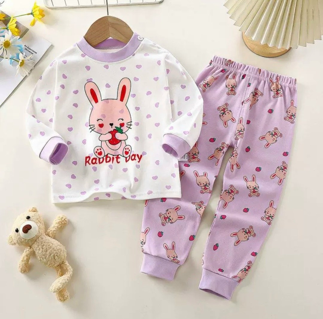 комплекты белья для малышей,пижамы детские,пижамы девочки,комплект одежды для малыша,комплект детской одежды