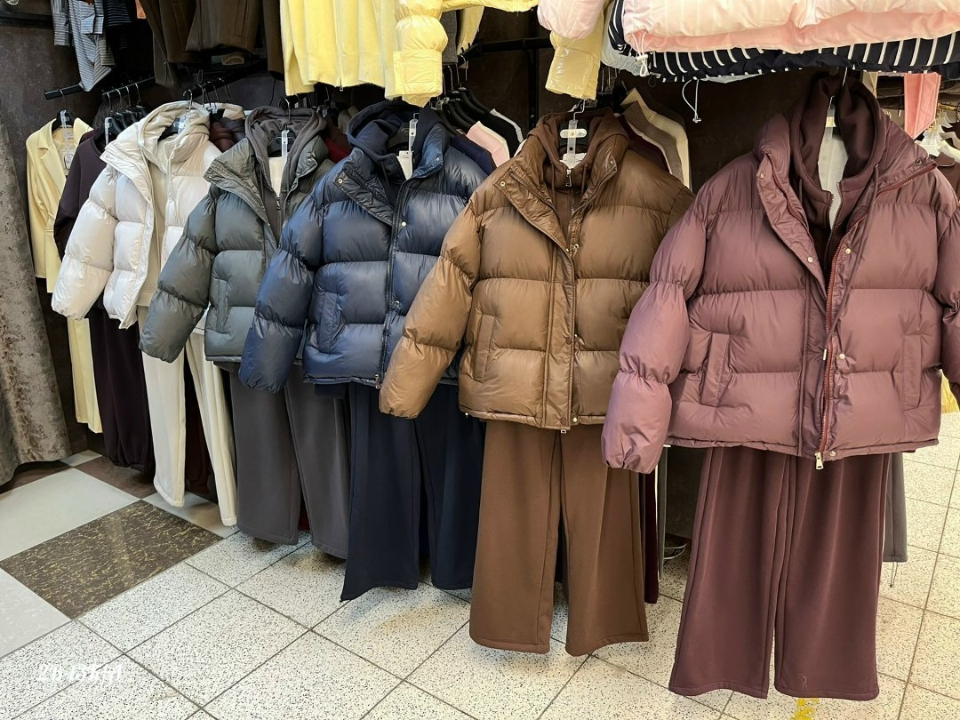 пуховик оверсайз,костюм тройка,костюм тройка на холлофайбере,костюм - пуховики оверсайз арт. 12220571,теплая куртка