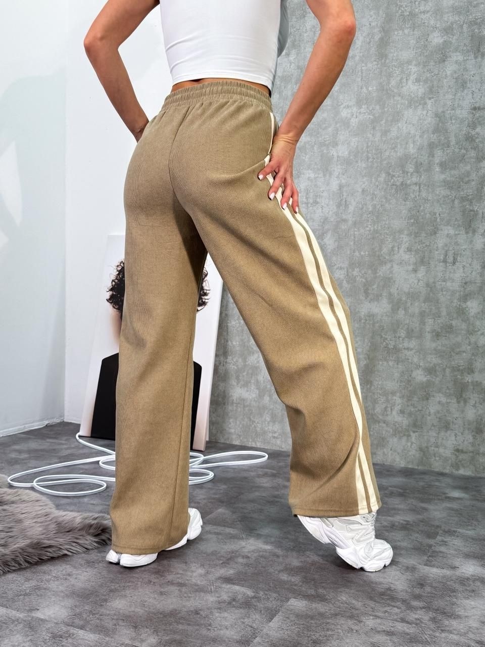 спортивные брюки женские,спортивные брюки,штаны женские,спортивные штаны женские,штаны вельвет