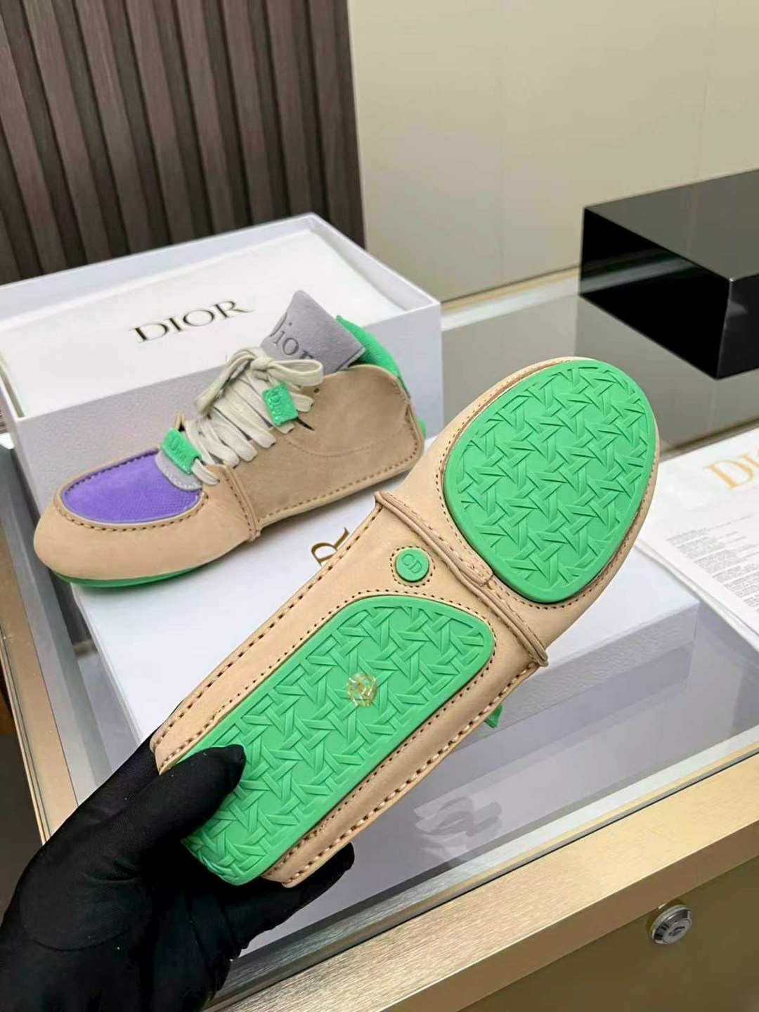 ,dior кроссовки,диор кроссовки,модные кроссовки,кеды диор