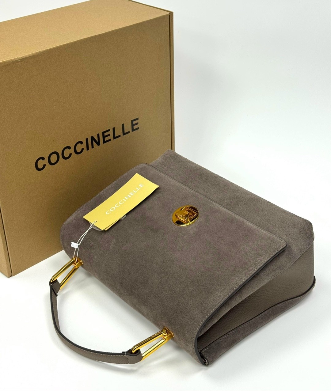 сумка coccinelle,замшевая сумка coccinelle,сумка coccinelle женская,coccinelle сумка liya suede,замшевая сумка