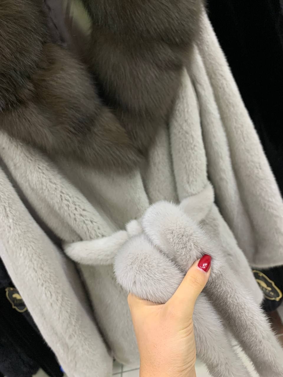 норковая шуба,шуба женская,шуба норковая nafa кимоно "ваниль" с соболем,шуба из меха европейской норки с капюшоном из меха песца под куницу,шуба