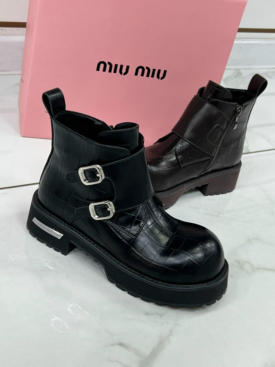 женские ботинки,,ботинки miu miu,ботинки,ботинки миу миу