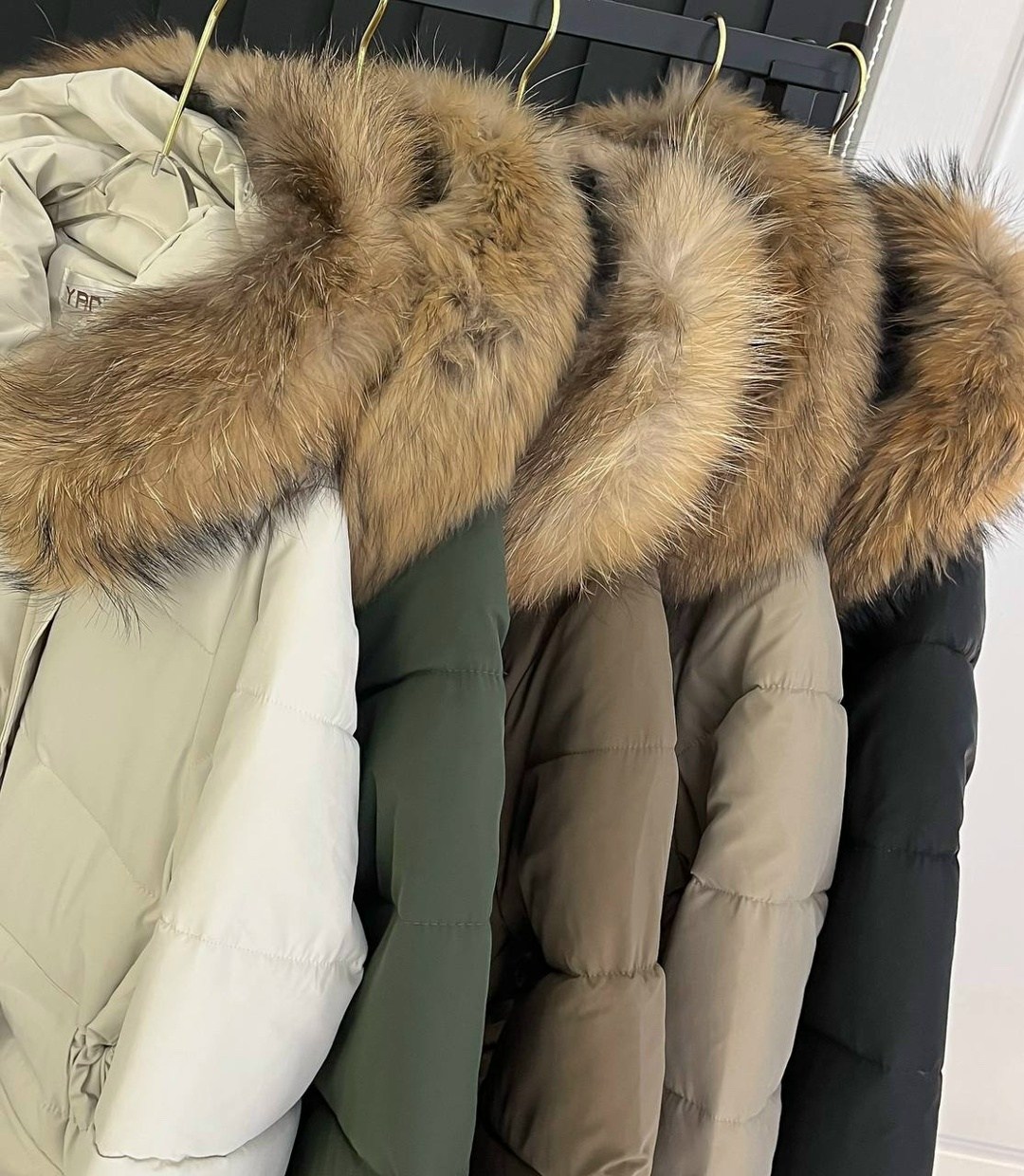 куртка пуховик зима мех натуральный,пуховик зимний женский,пуховик женский,куртка пуховик зимняя,куртка зимняя женская