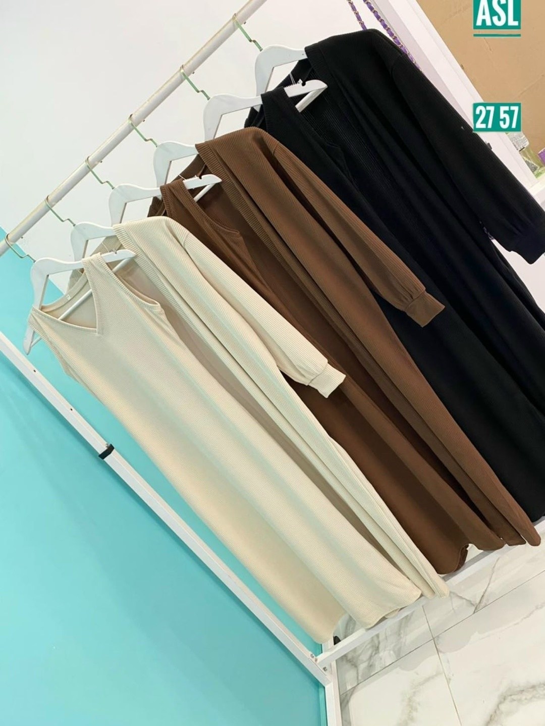 комплект платье с кардиганом длинное,платье и кардиган,платье лапша с кардиганом,комплект кардиган удлиненный и платье макси emberens 266732000,трикотажное платье