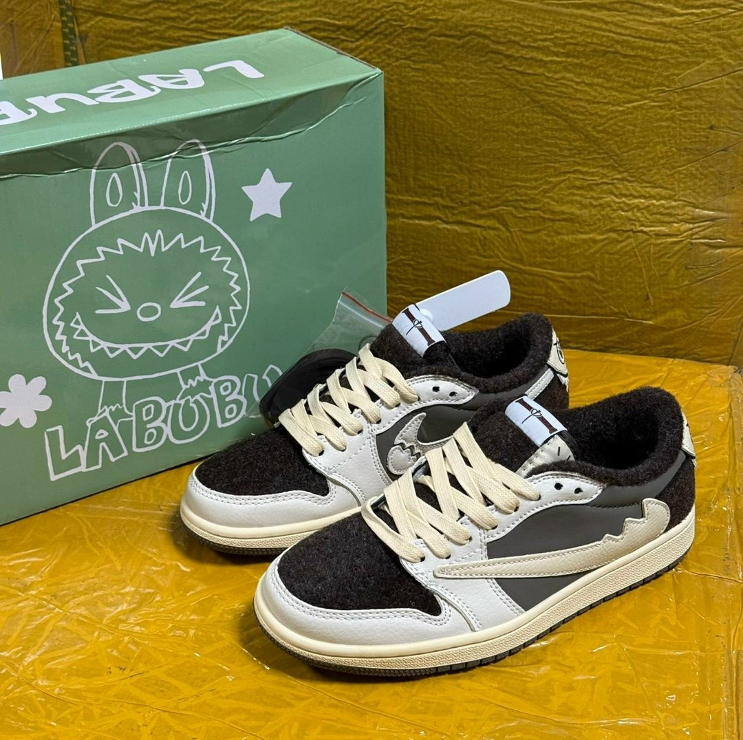 nike air jordan 1 low travis scott,nike air jordan 1 low travis scott reverse mocha,air jordan 1 low travis scott,nike air jordan 1 low x travis scott,кроссовки nike travis scott x air jordan 1 low