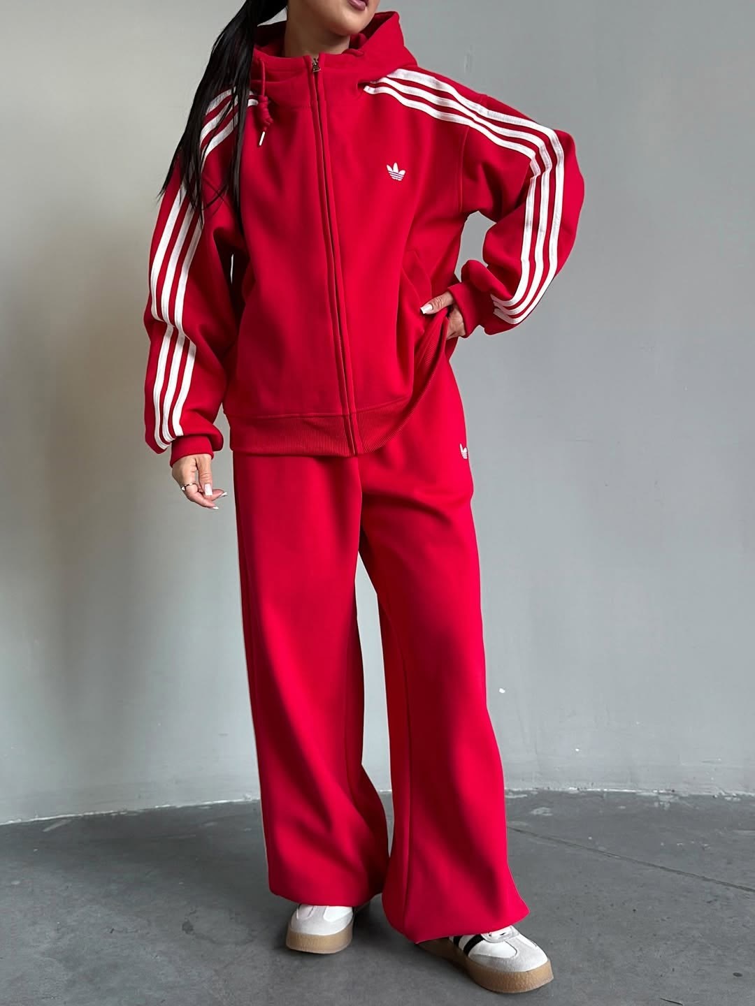 женский спортивный костюм adidas,спортивные костюм,спортивные костюмы женские,костюм спортивные женские костюмы,костюм спортивный женские спортивные костюмы