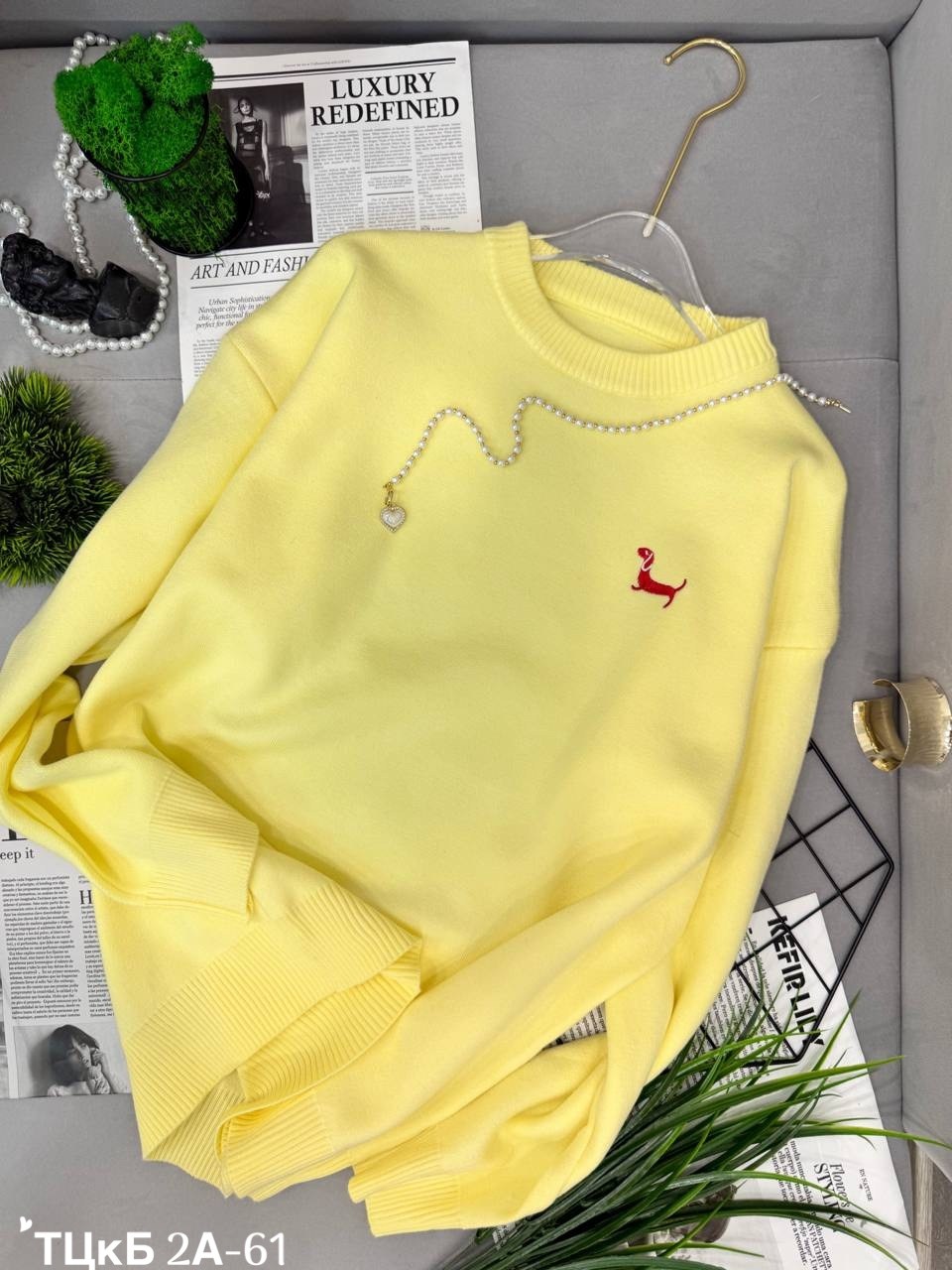 свитер с вышивкой,женская кофта,трикотажный свитер,свитер с вышивкой таксы,джемпер